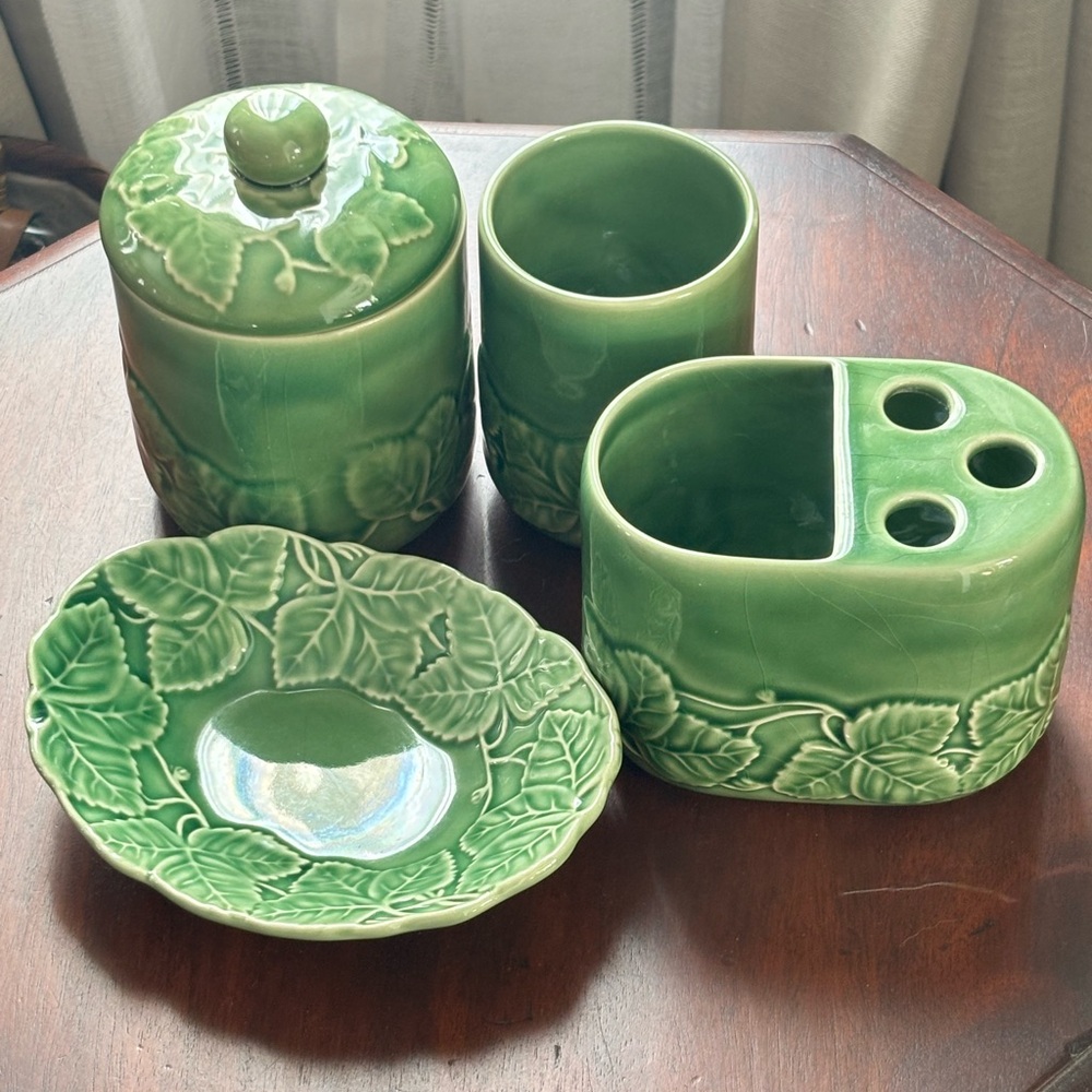 Bordallo Pinheiro Majolica “Grape Leaf” Bathroom Accessories
